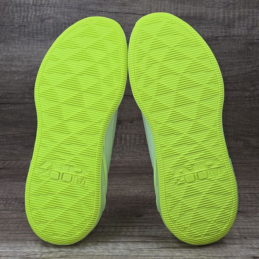 Nike Bella 7 Women's Size 9.5 Barely Volt Green Shoes (FZ1689-700) NEW W DEFECTS - Picture 7 of 9